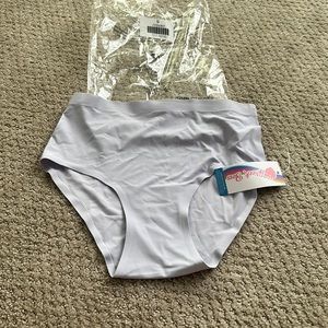 Cheek Boss no show briefs NwT